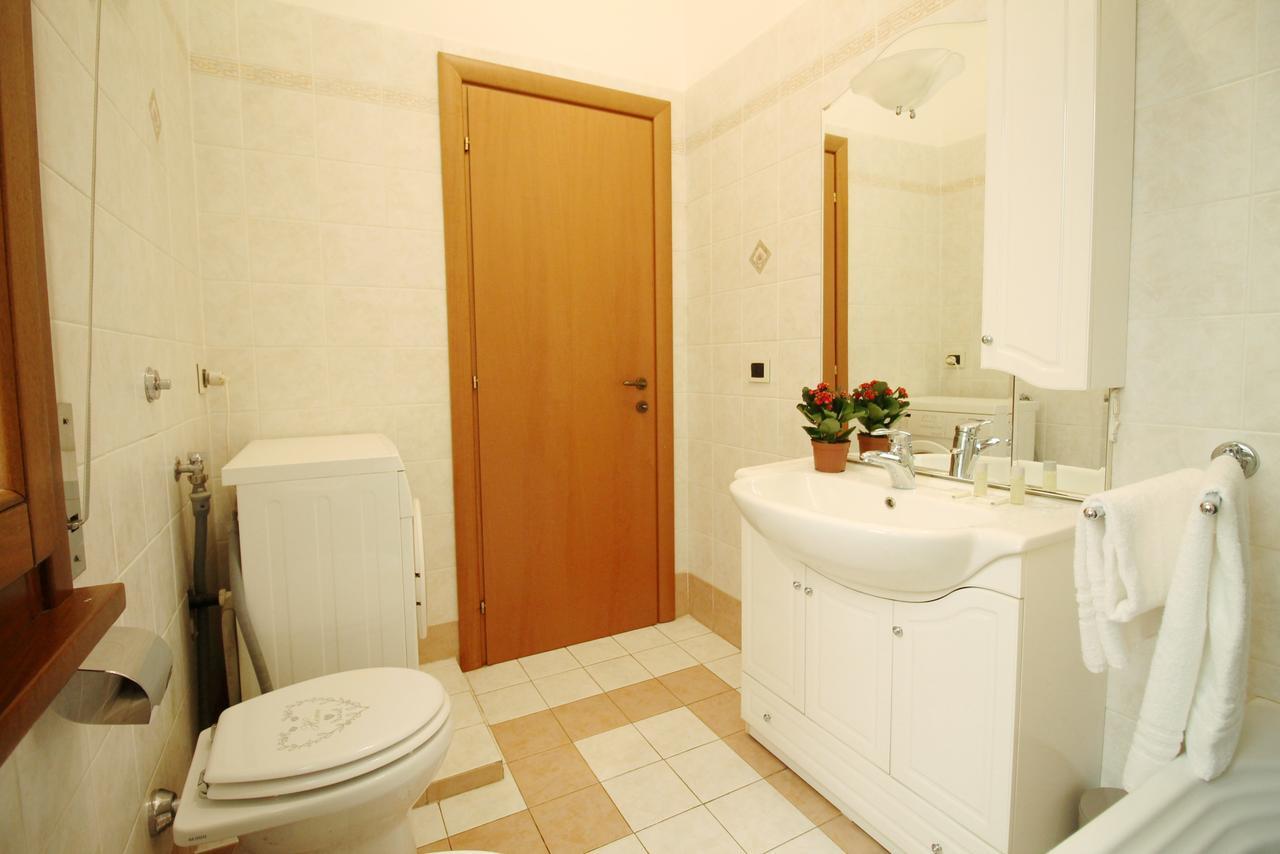 Monteverde Bright Apartment With Garage Roma Esterno foto