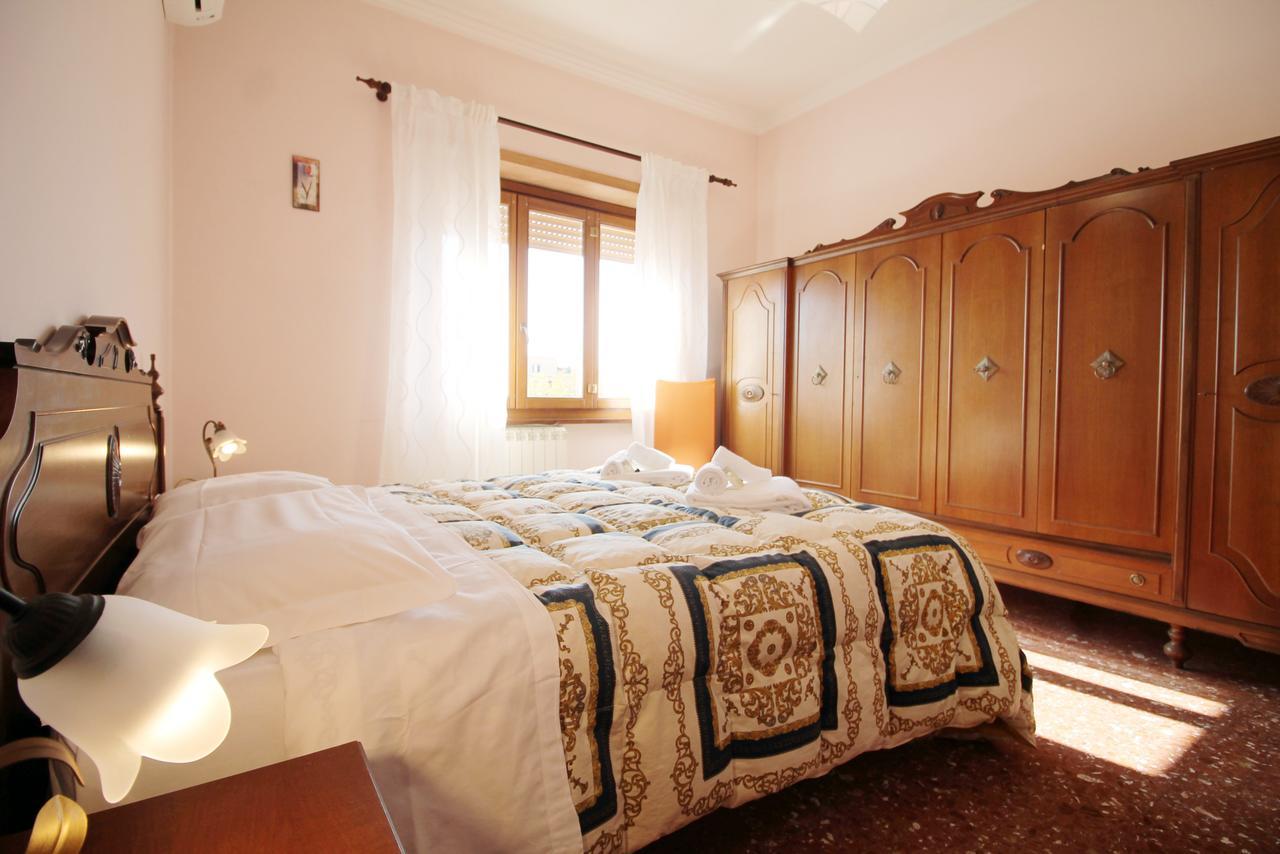 Monteverde Bright Apartment With Garage Roma Esterno foto